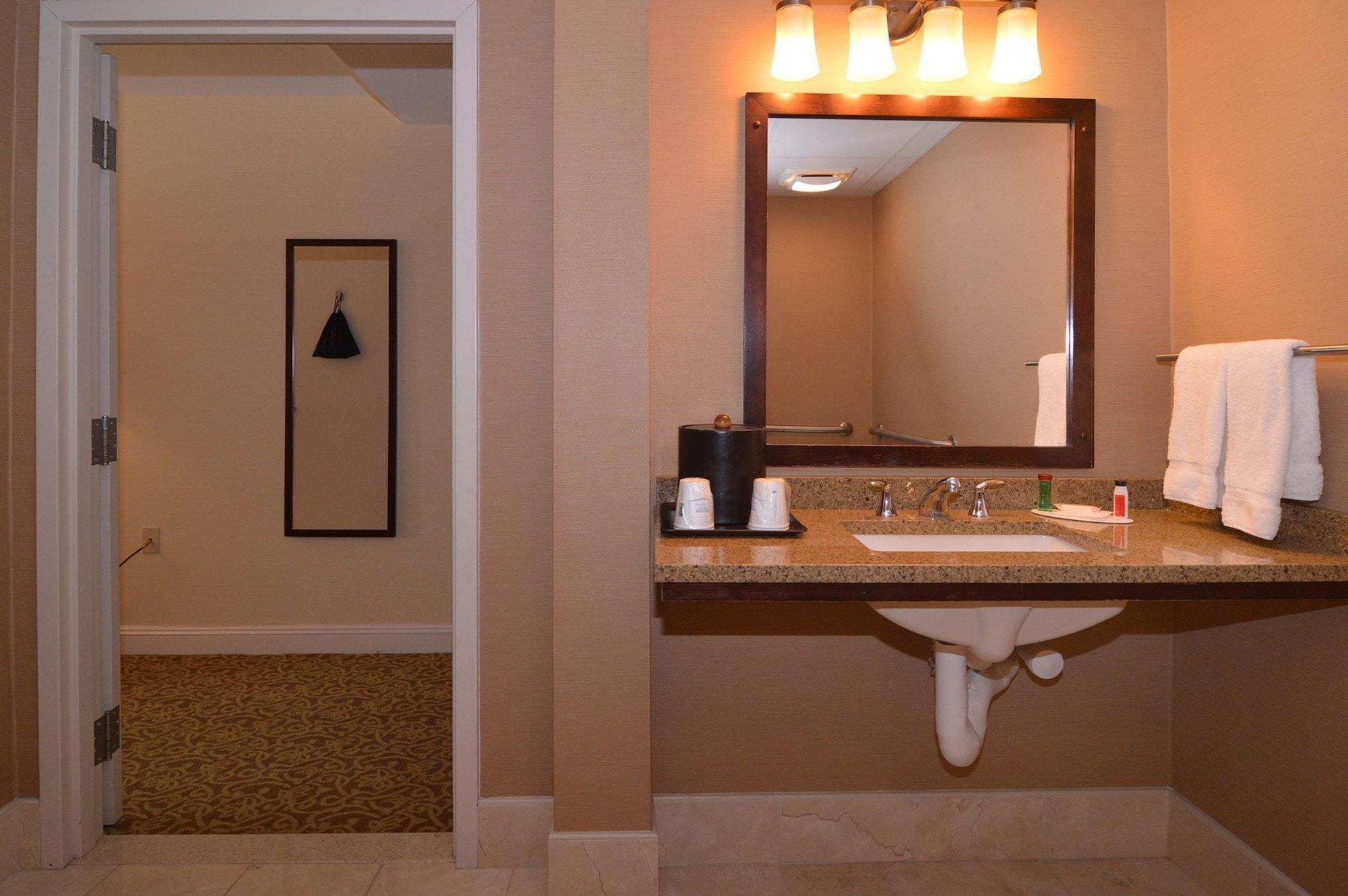 Ramada By Wyndham Seekonk Providence Area Buitenkant foto