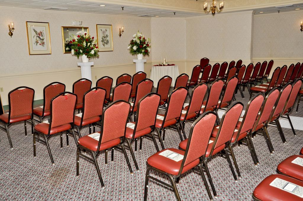 Ramada By Wyndham Seekonk Providence Area Buitenkant foto